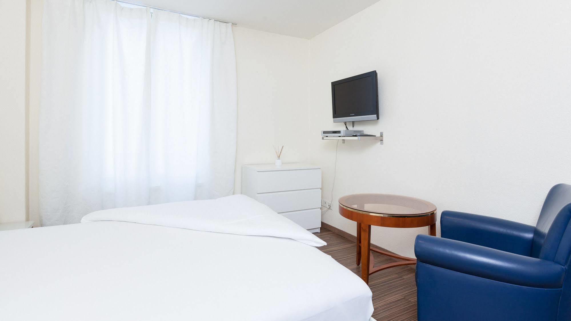 Swiss Star Marc Aurel - Self Check-In Apartamento Zurique Exterior foto